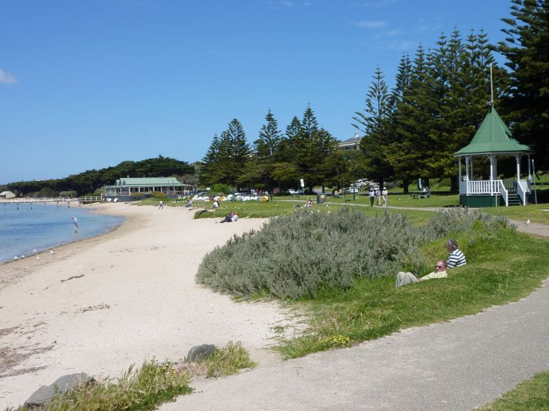 Sorrento - Western end of Sorrento Front Beach: View south-east along beach towards rotunda and jetty