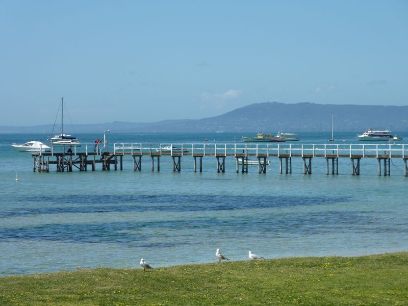 Sorrento - Western end of Sorrento Front Beach: View of jetty from foreshore