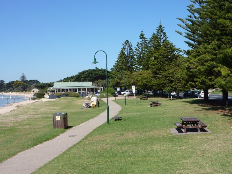 Sorrento - Western end of Sorrento Front Beach: Picnic areas along foreshore