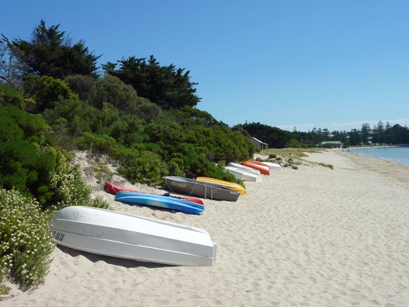 Sorrento - Sorrento Front Beach opposite St Pauls Road: North-westerly view along beach