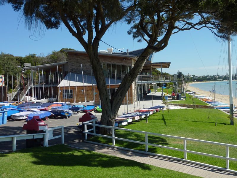 Sorrento - Sorrento Front Beach at Sorrento Sailing Couta Boat Club: Westerly view along foreshore towards sailing club