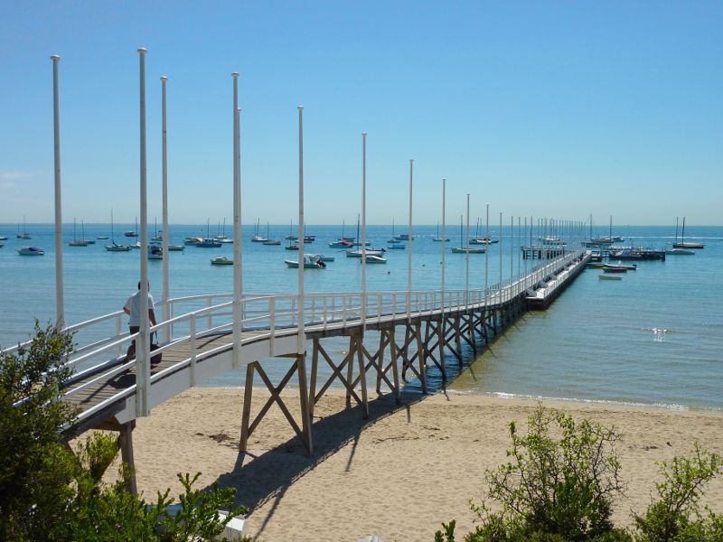 Sorrento - Sorrento Front Beach at Sorrento Sailing Couta Boat Club: View along jetty