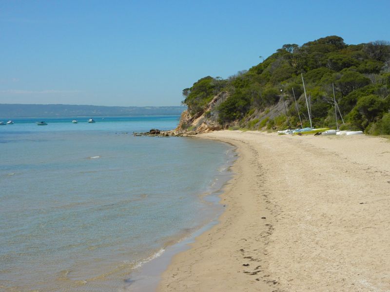 Sorrento - Sorrento Front Beach at Sorrento Sailing Couta Boat Club: View east along beach towards Western Sister
