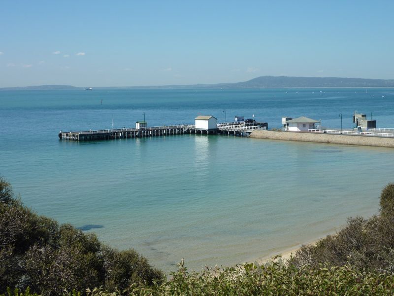 Sorrento - Sorrento Historic Park, Hotham Road: Easterly view towards Sorrento Pier