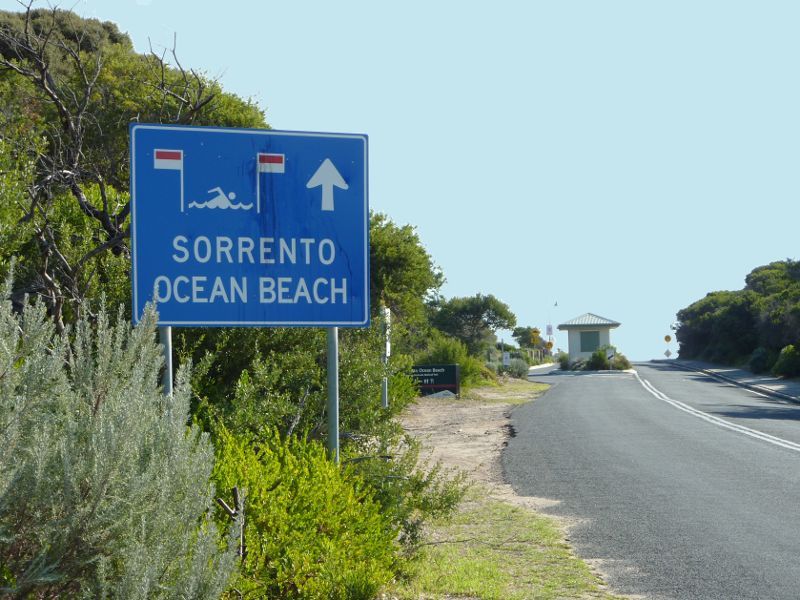 Sorrento - Sorrento Ocean Beach, Bass Strait - View south-west along Ocean Beach Rd approaching fee booth