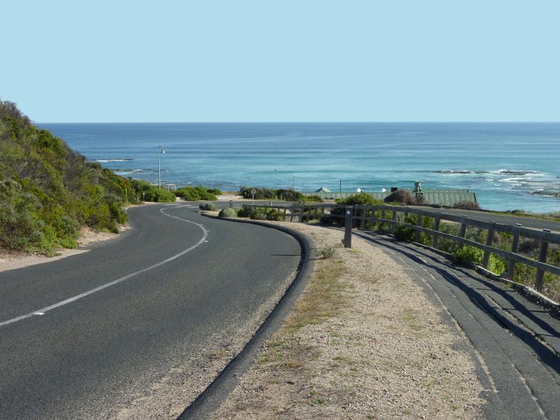 Sorrento - Sorrento Ocean Beach, Bass Strait: View south-west along Ocean Beach near entrance to car park