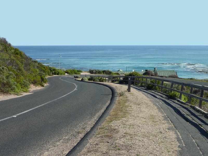 Sorrento - Sorrento Ocean Beach, Bass Strait - View south-west along Ocean Beach near entrance to car park