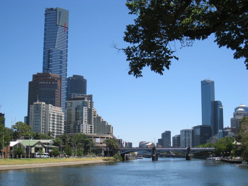 Southbank - Princes Bridge and Yarra River: View west along Yarra River towards Princes Bridge and Eureka Tower