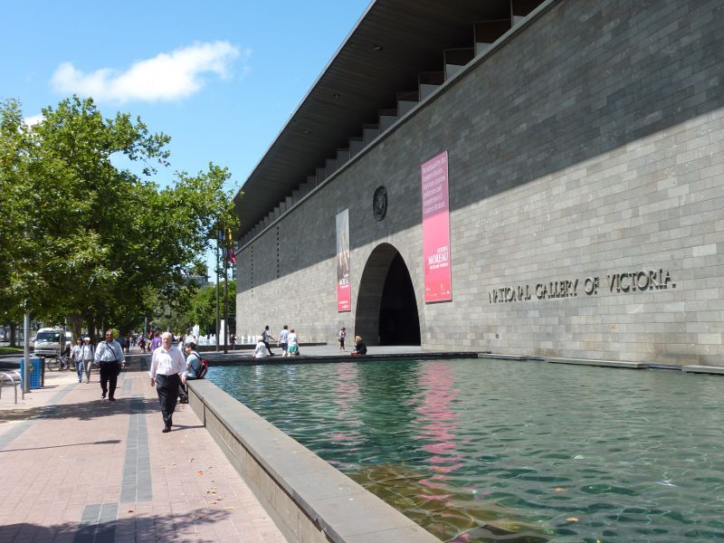 Southbank - National Gallery of Victoria, St Kilda Road: Moat and eastern side of gallery