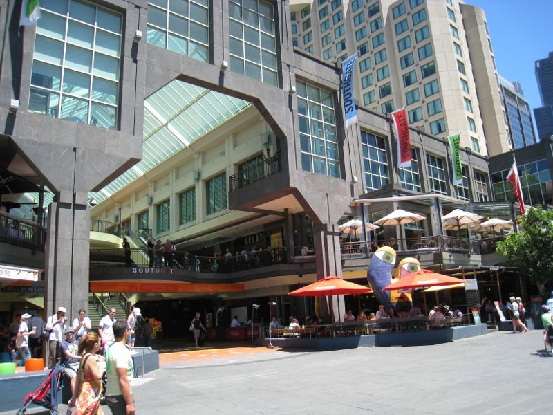 Southbank - Southgate Shopping Centre, Southbank Promenade - Southgate entrance at Southbank Promenade