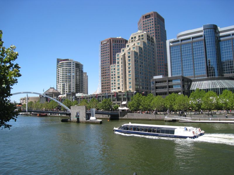 Southbank - Southbank Promenade and Yarra River: Easterly view along Yarra River towards Evan Walker Bridge and Southgate