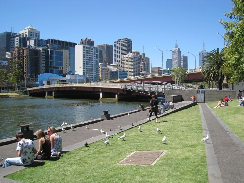 Southbank - Yarra Promenade and Yarra River: View towards Kings Bridge and city skyline from Yarra Promenade