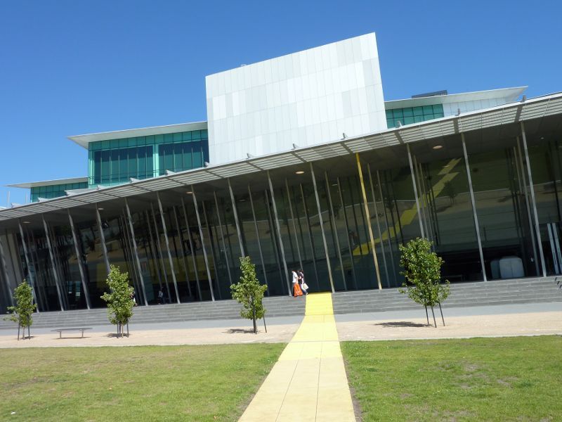 Southbank - South Wharf: Front of Melbourne Exhibition Centre