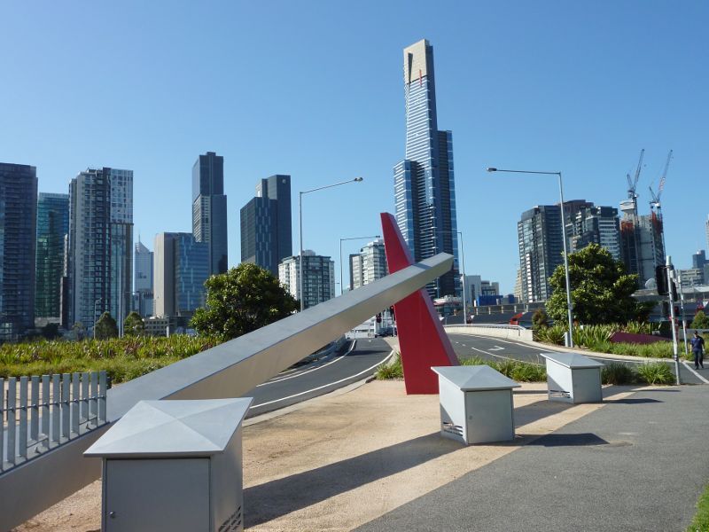 Southbank - Southbank Boulevard, Sturt Street and Grant Street: View north along Power St at Sturt St