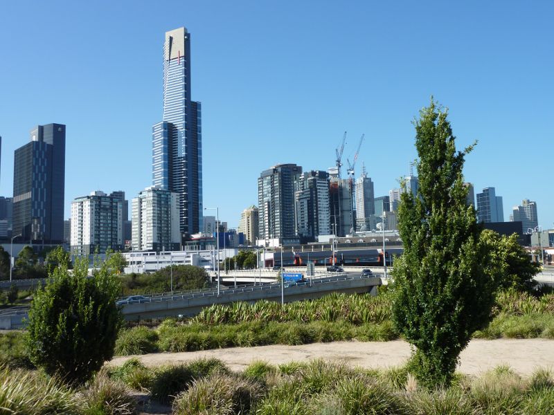 Southbank - Southbank Boulevard, Sturt Street and Grant Street: Northerly view towards Eureka Tower from park at corner of Sturt St and Power St