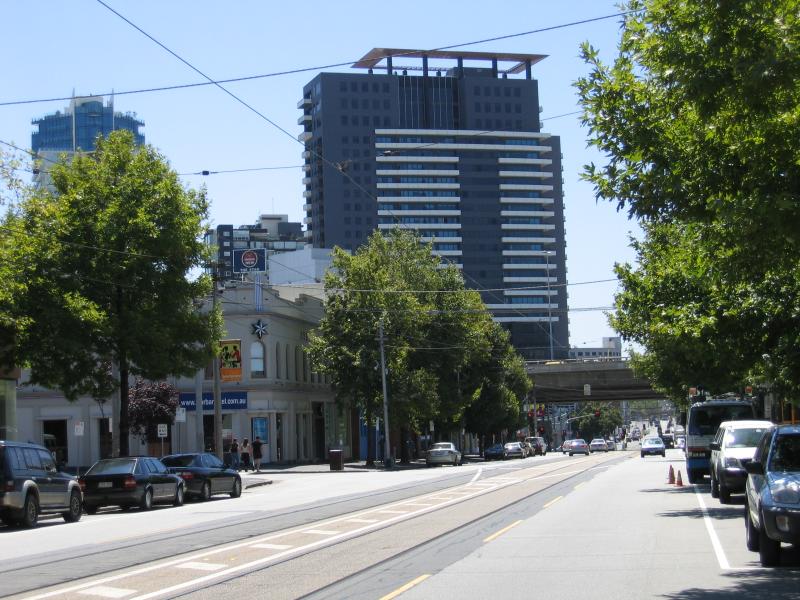 South Melbourne - Clarendon Street area and commercial centre: View north along Clarendon St towards Market St
