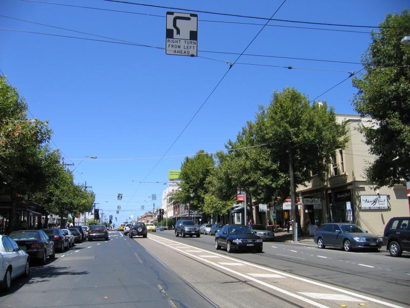 South Melbourne - Clarendon Street area and commercial centre: View south along Clarendon St between York St and Coventry St