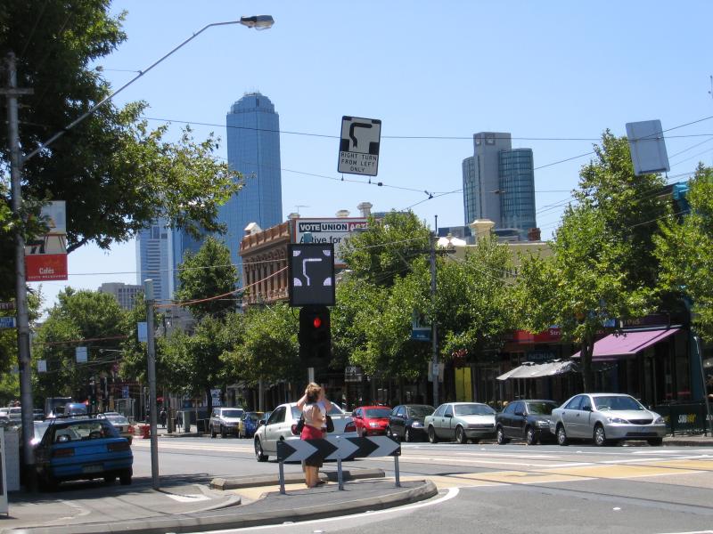 South Melbourne - Clarendon Street area and commercial centre: View north along Clarendon St at Coventry St