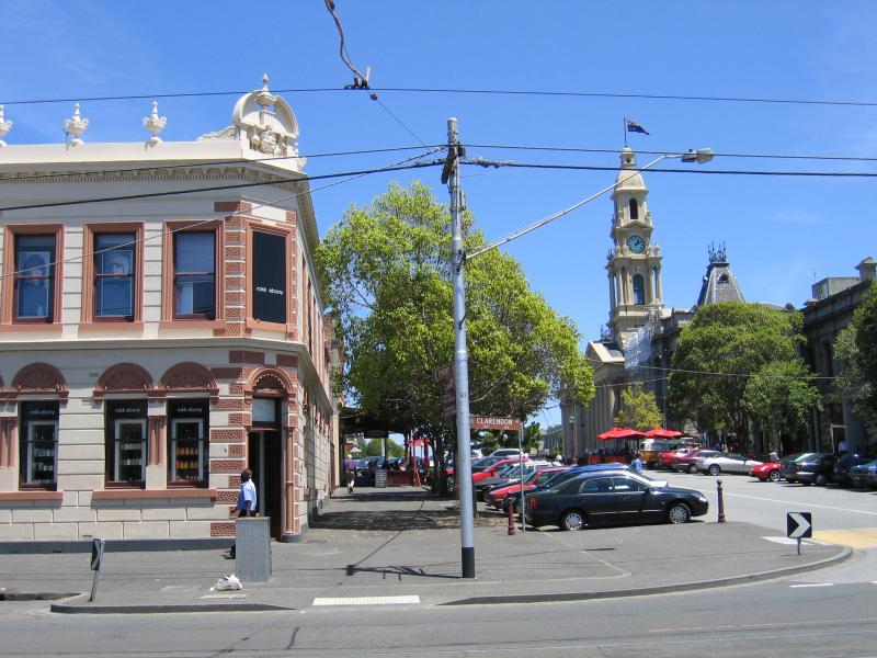 South Melbourne - Clarendon Street area and commercial centre: View west along Bank St at Clarendon St