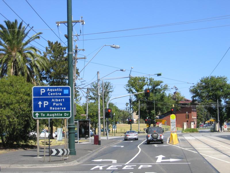 South Melbourne - Clarendon Street area and commercial centre: View south along Clarendon St towards Albert Rd