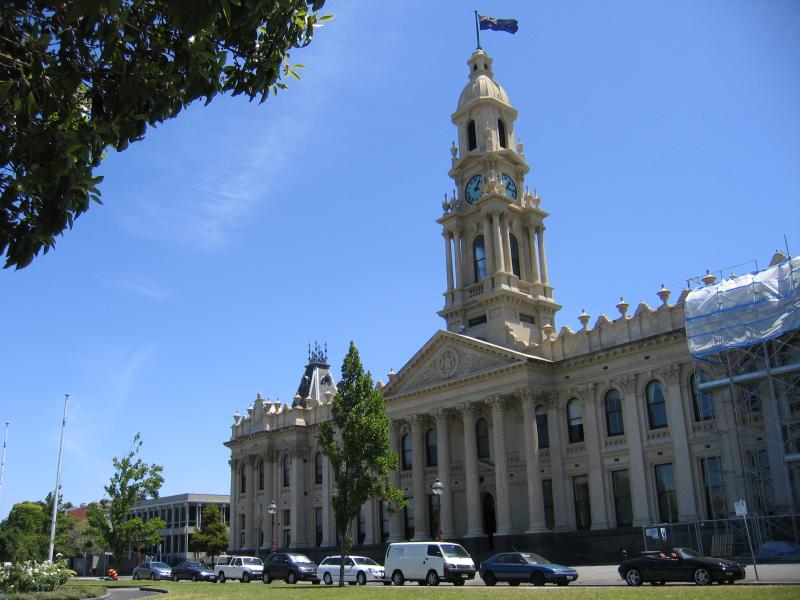 South Melbourne - South Melbourne Town Hall and surroundings, Bank Street: South Melbourne Town Hall, Bank St