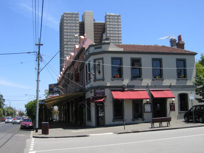 South Melbourne - Park Street area: View west along Park St at Perrins St