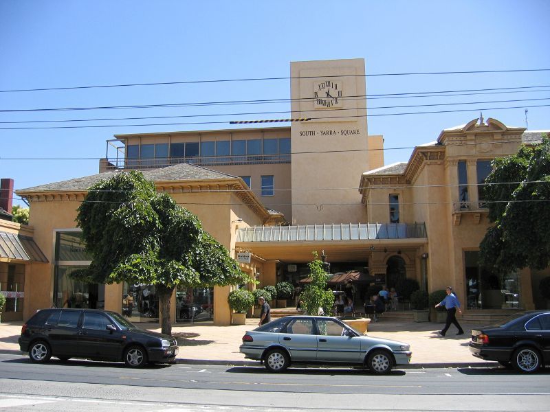 South Yarra - Shops along Toorak Road: South Yarra Square