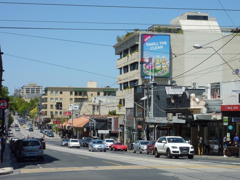 South Yarra - Shops along Toorak Road: View east along Toorak Rd at Chapel St