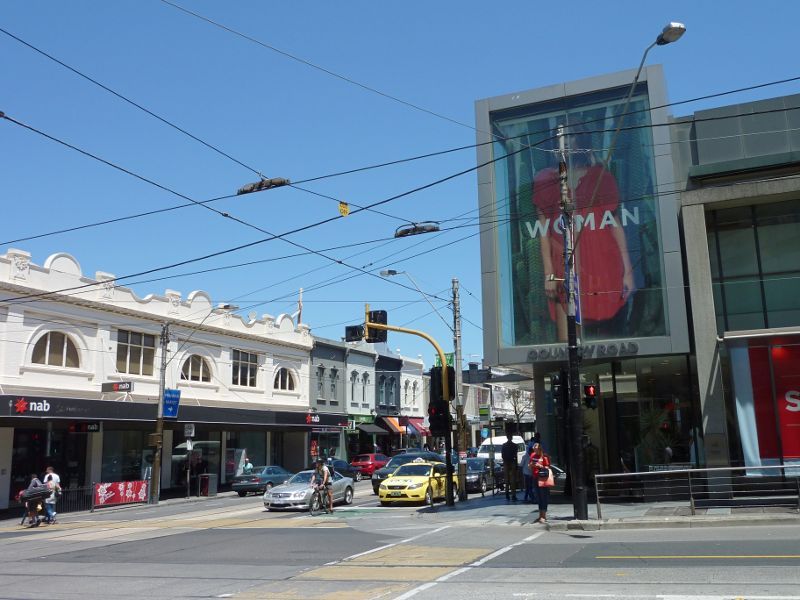 South Yarra - Chapel Street: View south along Chapel St at Toorak Rd