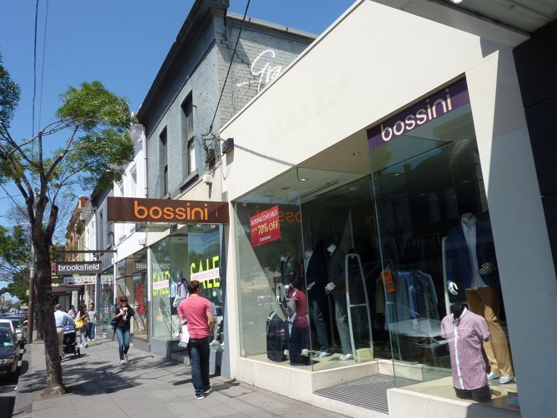 South Yarra - Chapel Street: View south along Chapel St, south of Cliff St