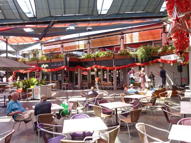 South Yarra - Prahran Market, Commercial Road: Seating at Market Square