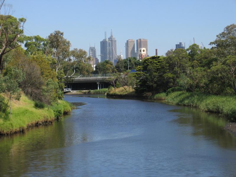 South Yarra - Yarra River near Como Landing, Alexandra Avenue: View north-west along Yarra River with Herring Island on right