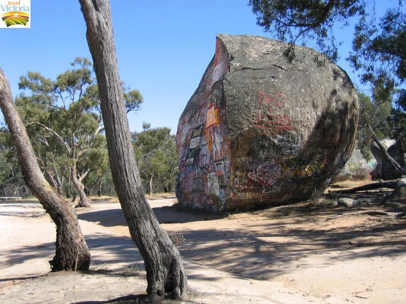 Stawell - Sisters Rocks, Western Highway
