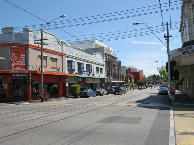 St Kilda - Barkly Street shops: View west along Carlisle St at Barkly St