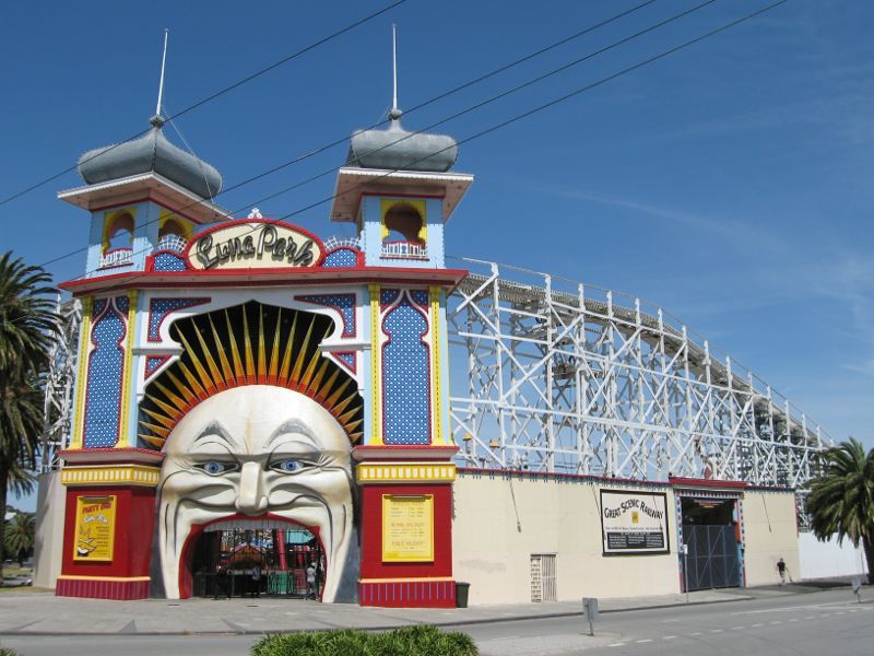 St Kilda - Luna Park, The Esplanade: Entrance to Luna Park, corner The Esplanade and Cavell St
