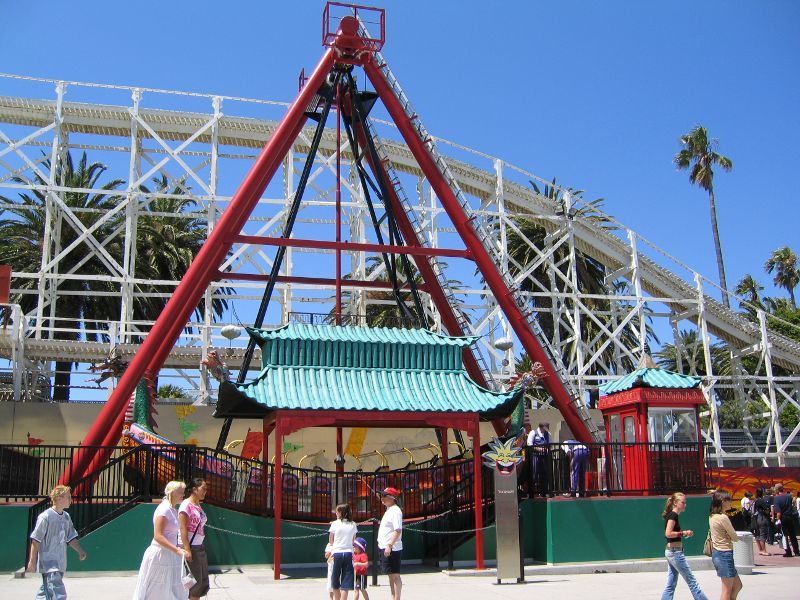 St Kilda - Luna Park, The Esplanade: Twin Dragon ride