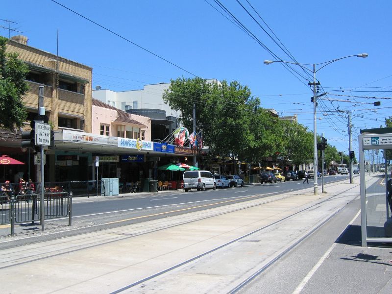 St Kilda - Fitzroy Street shops: View south-west along Fitzroy St at Park St