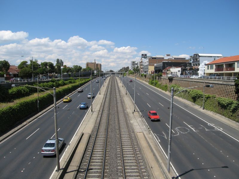 St Kilda - St Kilda Junction: View east along Dandenong Rd from Punt Rd overpass