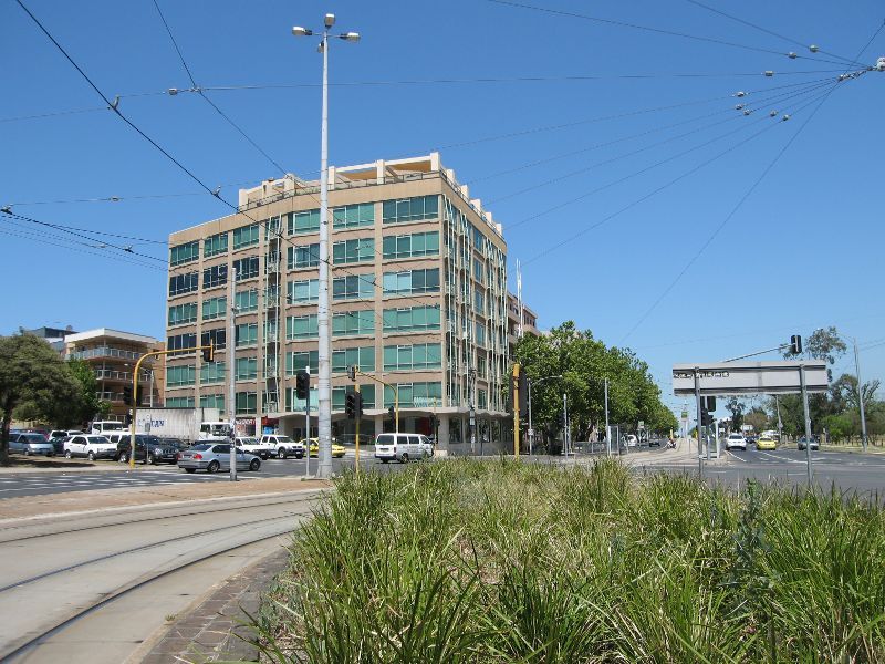 St Kilda - St Kilda Junction: View south-west across St Kilda Rd towards Fitzroy St