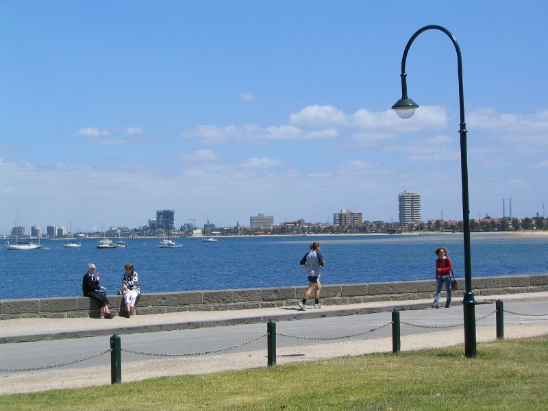 St Kilda - West Beach along Pier Road - View across Pier Rd towards harbour and bay