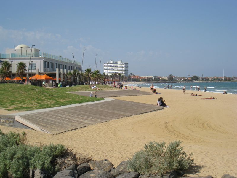 St Kilda - St Kilda Pier and St Kilda Harbour: South-easterly view along beach from pier