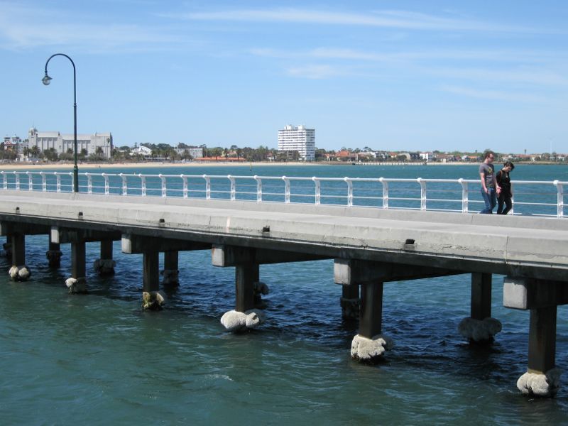 St Kilda - St Kilda Pier and St Kilda Harbour: South-easterly view across pier