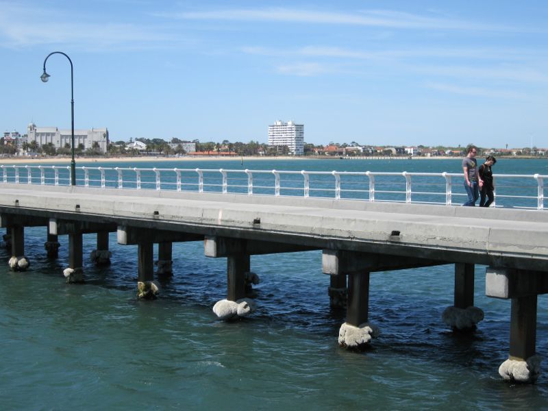 St Kilda - St Kilda Pier and St Kilda Harbour - South-easterly view across pier