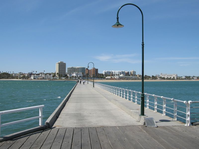 St Kilda - St Kilda Pier and St Kilda Harbour - View along pier towards coast from near kiosk