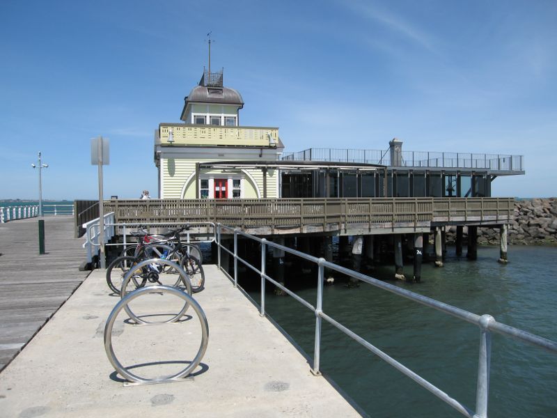 St Kilda - St Kilda Pier and St Kilda Harbour: Kiosk viewed from northern arm of pier