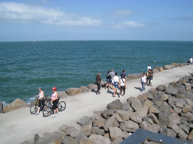 St Kilda - St Kilda Pier and St Kilda Harbour - Path along top of breakwater near kiosk