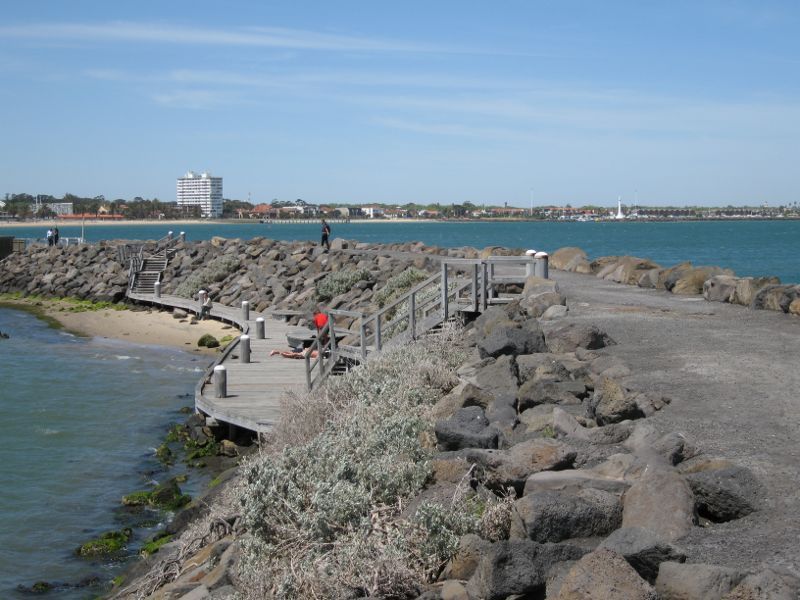 St Kilda - St Kilda Pier and St Kilda Harbour: South-easterly view along breakwater