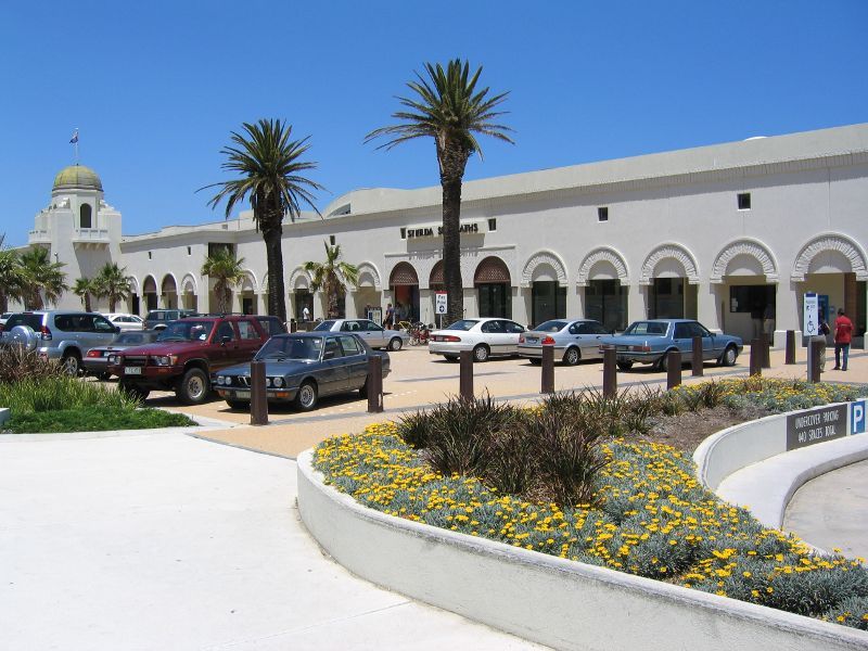 St Kilda - St Kilda Sea Baths: St Kilda Sea Baths building fronting Jacka Bvd