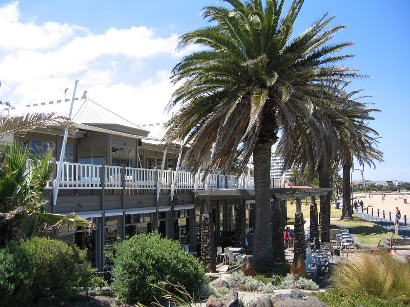 St Kilda - St Kilda Beach, Brooks Jetty and foreshore gardens: Stokehouse Restaurant overlooking beach
