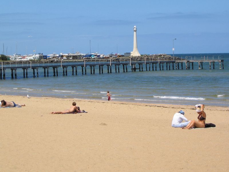 St Kilda - St Kilda Beach, Brooks Jetty and foreshore gardens: View from beach towards Brooks Jetty and St Kilda Marina